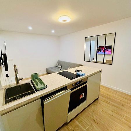 Joli Appartement Renove Incluant Parking A 10 Min De Paris Nanterre Exterior foto